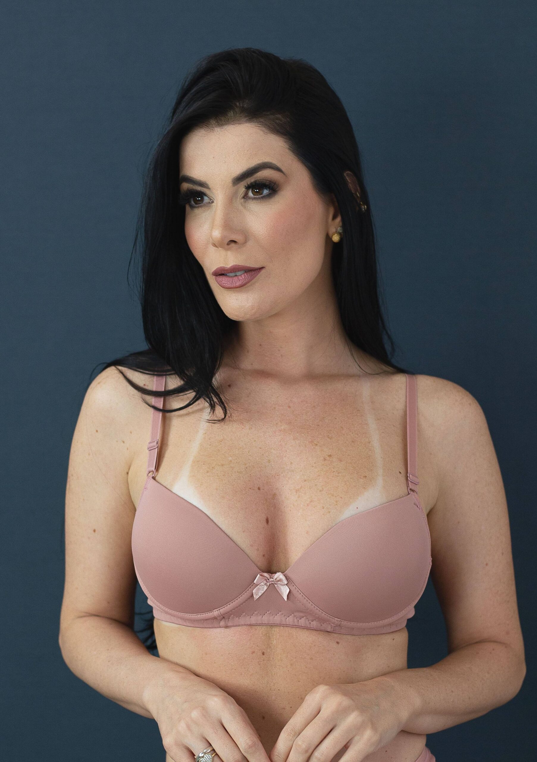 Soutien Básico com bojo e aro Ref.:409/410